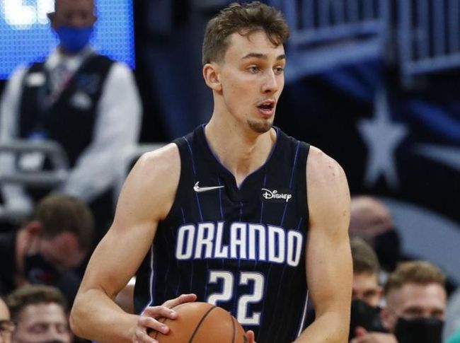 他们不仅专 他们不仅专