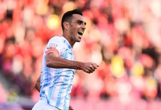 才是背后的 才是背后的